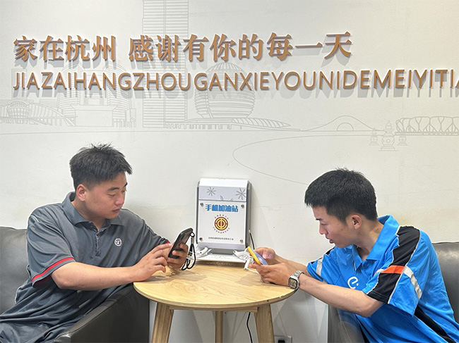 杭州錢塘：零距離關愛新就業群體